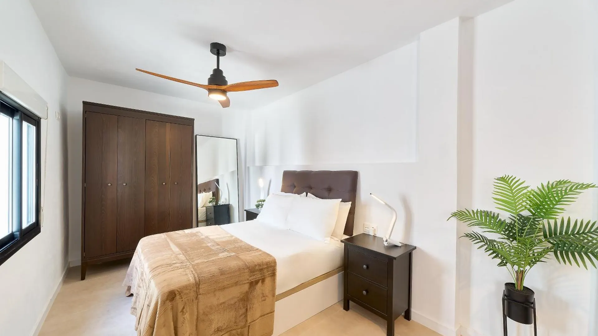 Semesterbostad Kosta Homes - Modern Two Bedroom With Terrace Alhaurín de la Torre