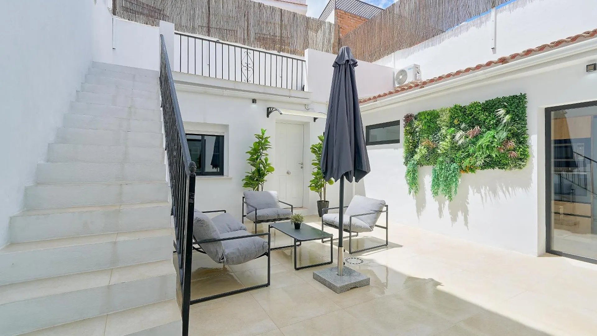 Kosta Homes - Modern Two Bedroom With Terrace Alhaurín de la Torre 0*,  Spanien